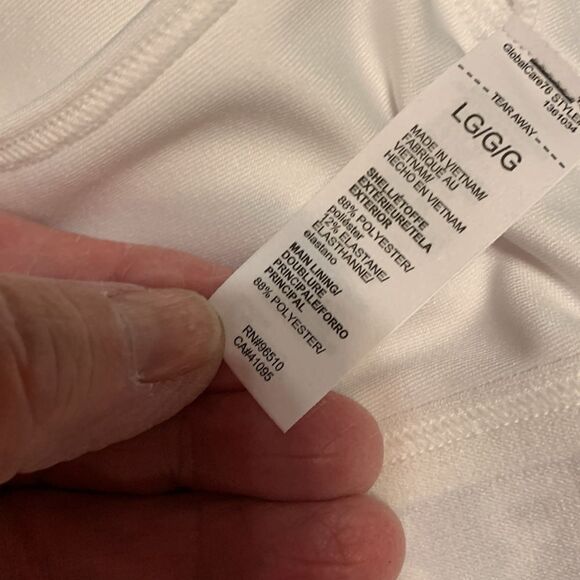 Under Armour Size Large cross back white bra/medium support - Picture 7 of 12